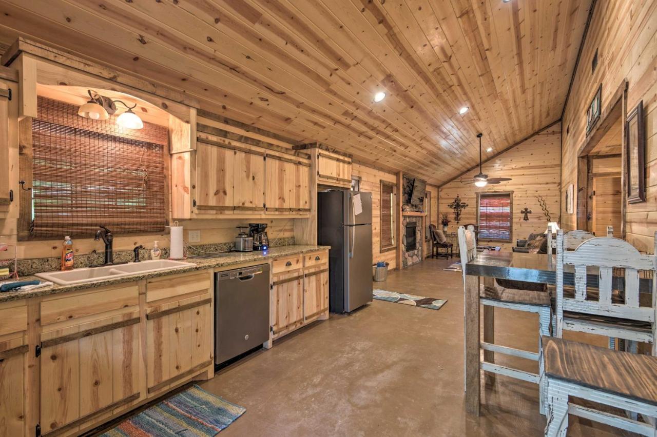 Cabin With Hot Tub - Near Broken Bow Lake And Hiking! Екстериор снимка